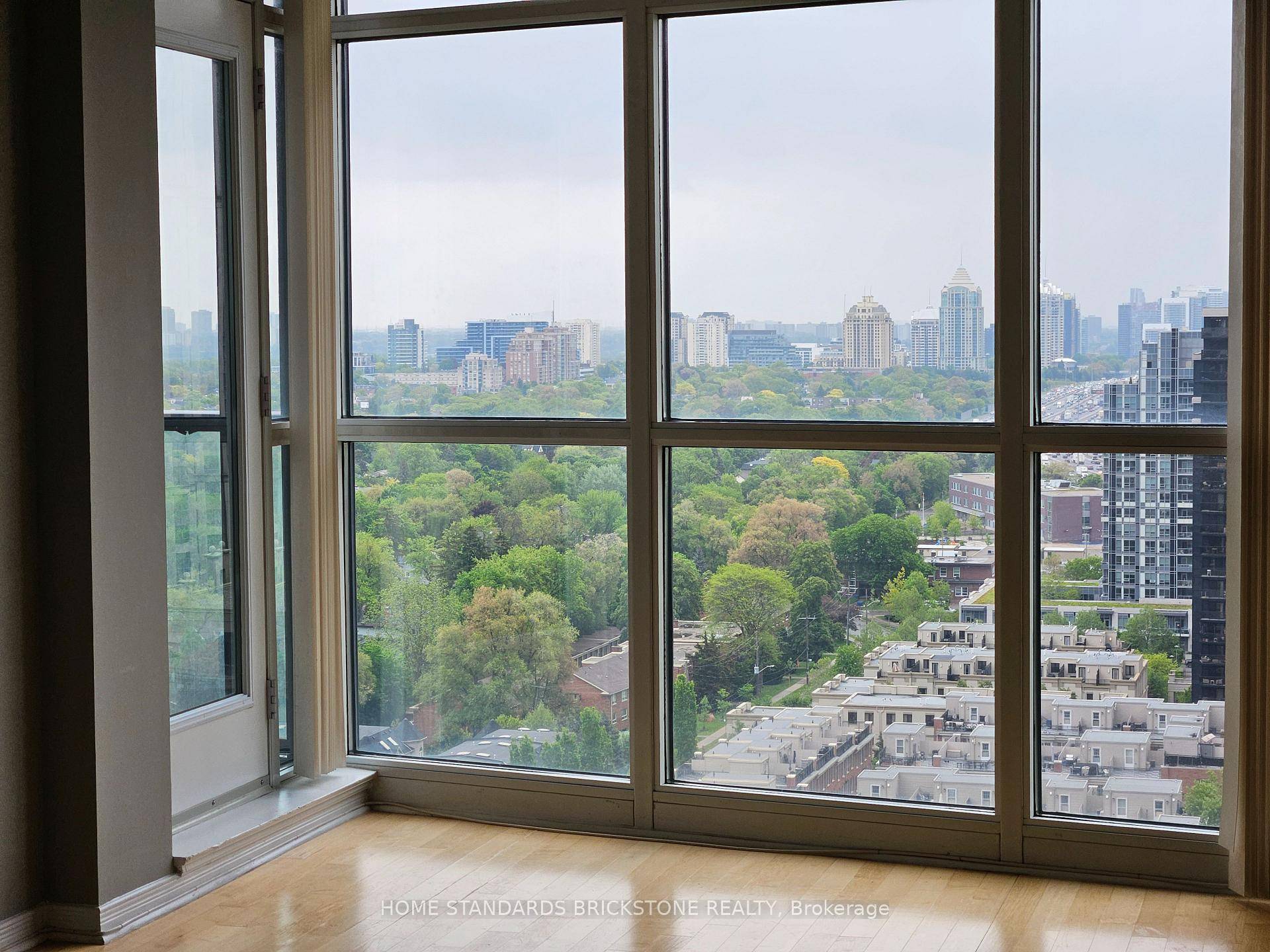 Overlooking Beautiful Park Just steps Away !