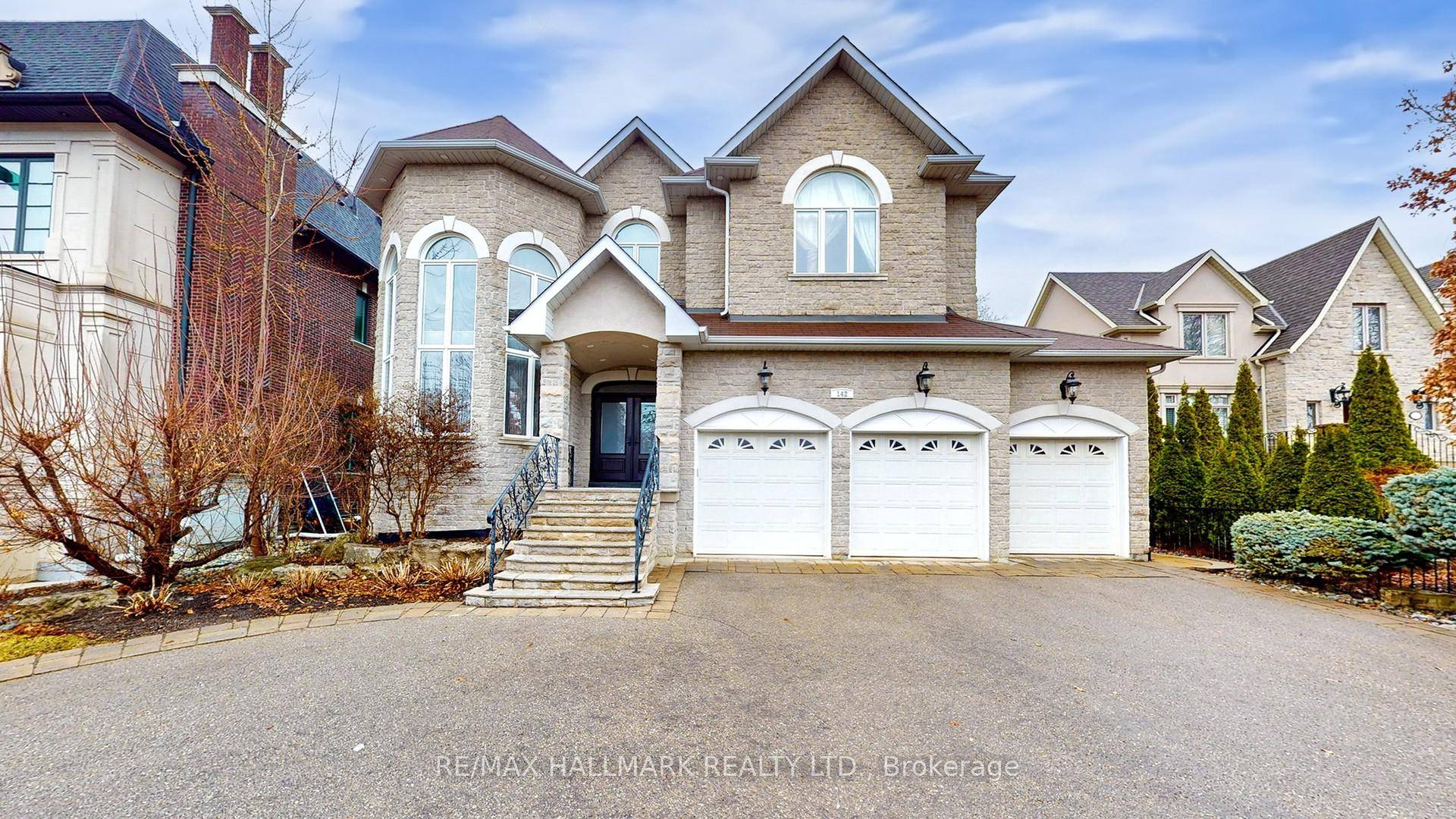 Discover an extraordinary residence in the prestigious North Richvale community, nestled among multi million dollar homes in one of Richmond Hill's most sought after locations.