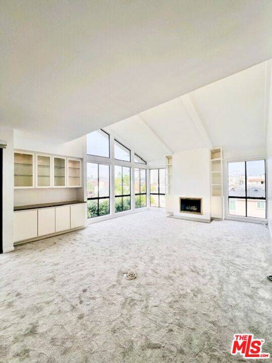 11805 Mayfield Ave 2BR Brentwood La