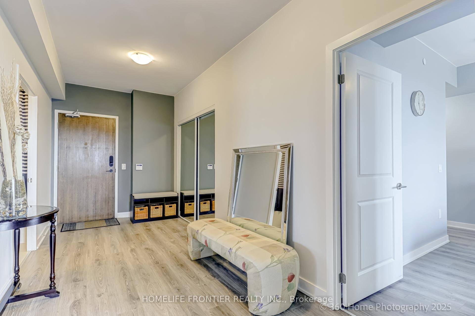 Contemporary design meets convenience in this 1385sq' 2 bedroom plus den, 3 bath unit.