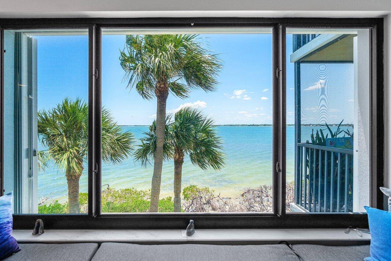 Spacious 2BR 2 Bath unit in the ultra desirable Inlet Village complex at Indian River Plantation.