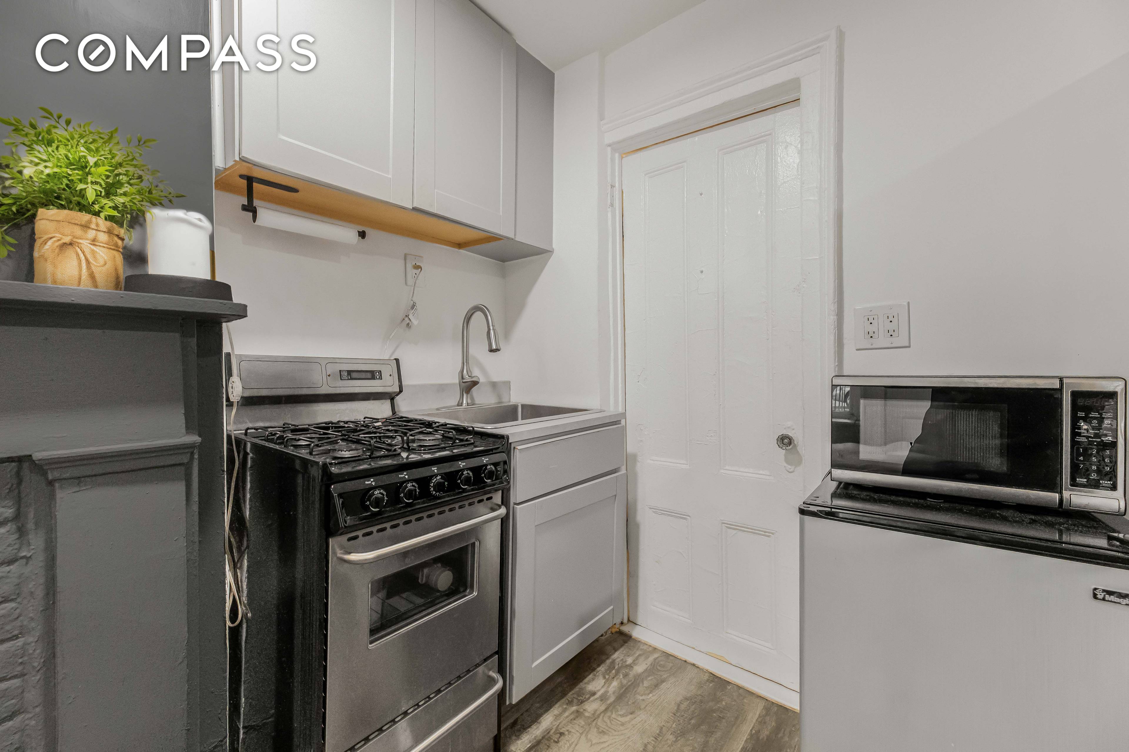 This spacious studio offers an incredible opportunity to own in one of Manhattan s most sought after neighborhoods.