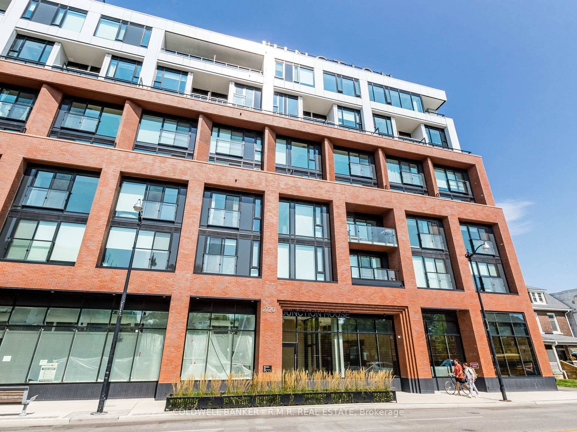 Welcome to the Eclectic Junction House Condos !