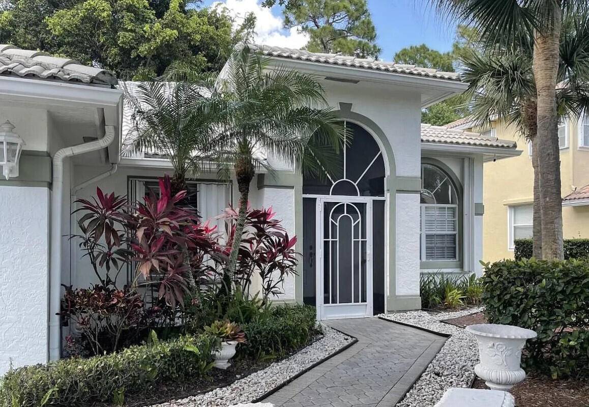 Single family 4br 2. 5ba completely remodeled home in gated community located on Jones Creek in Maple Isle Community.