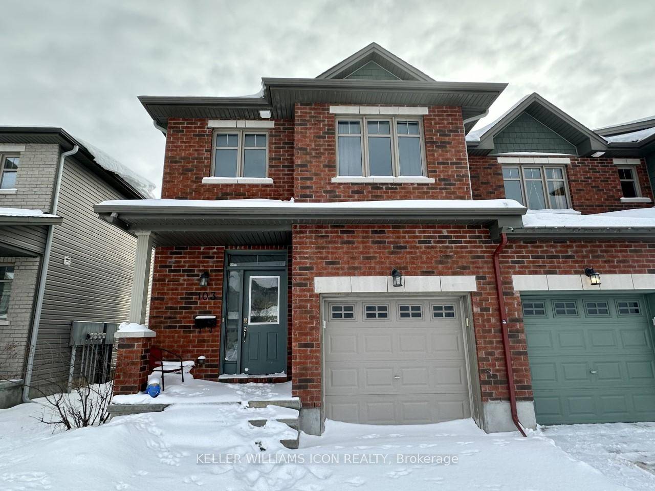 Sunny Bright 3 Bedrooms, 3 Bathrooms Townhome for Rent in The Quiet, Prestigious Riverside South Community.