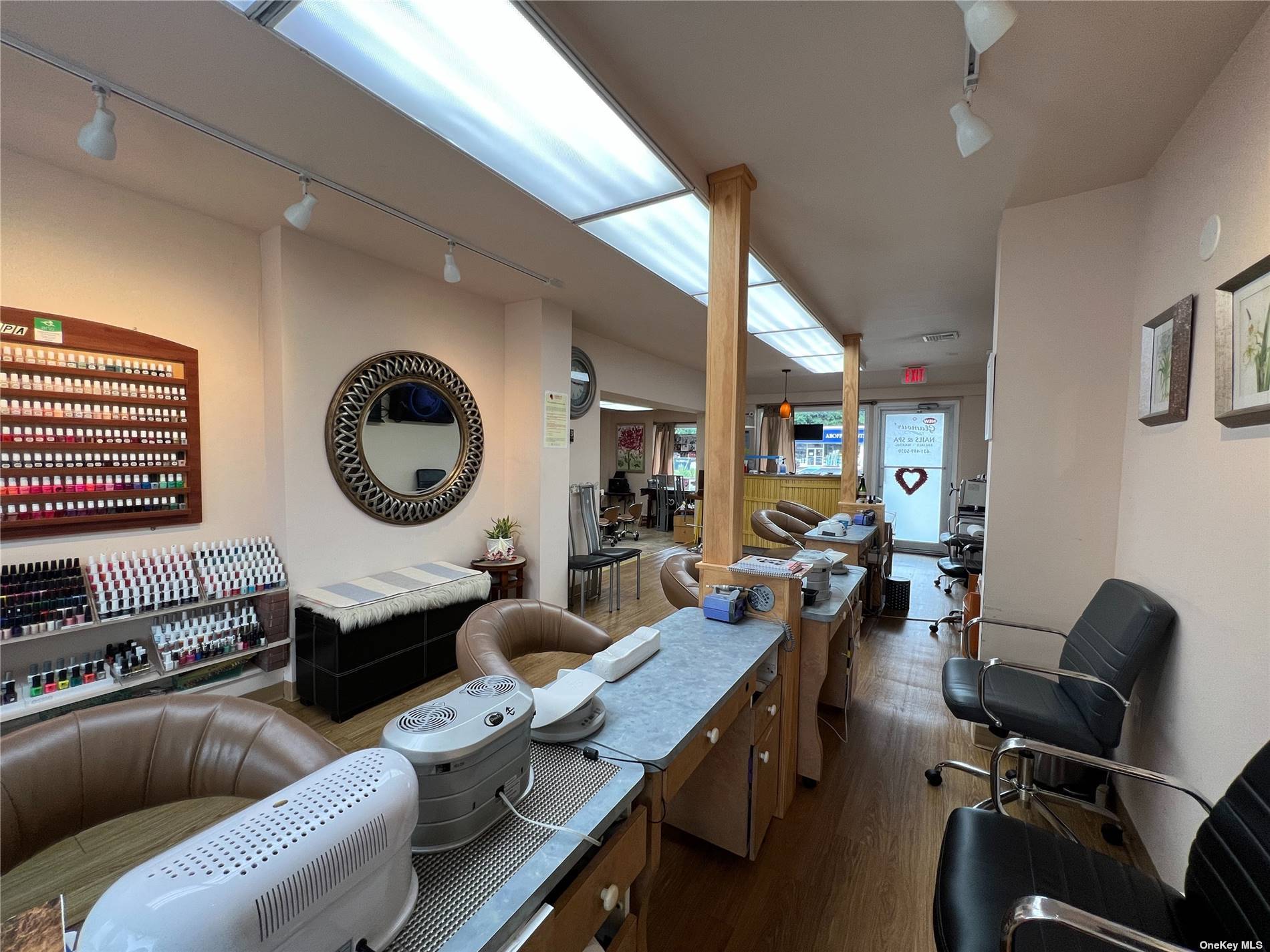 Sales to Nail amp ; Spa Business !