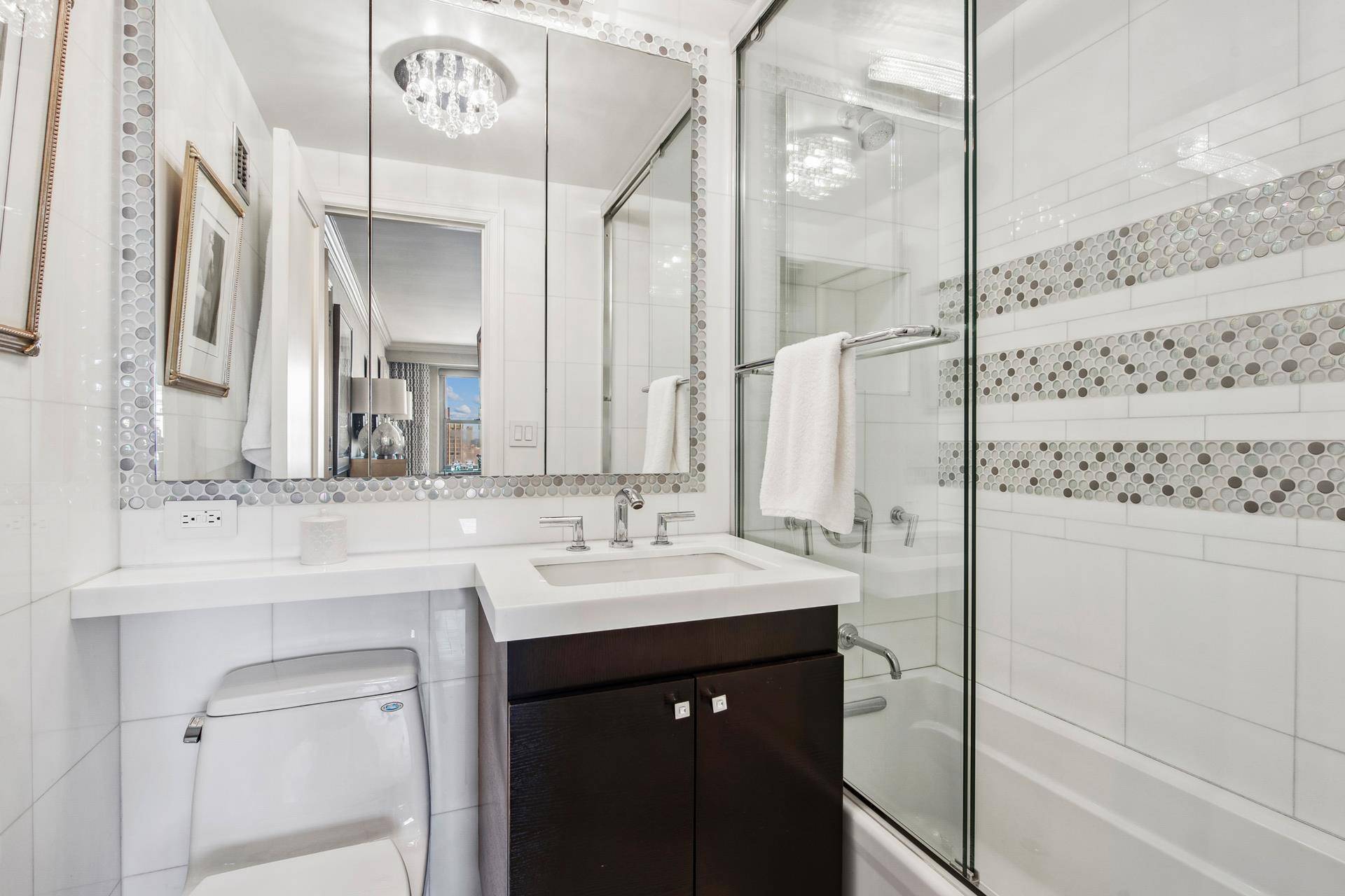 New to market ! Beauty in the sky !