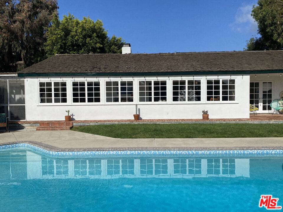 6970   Fernhill Dr 4BR Malibu La