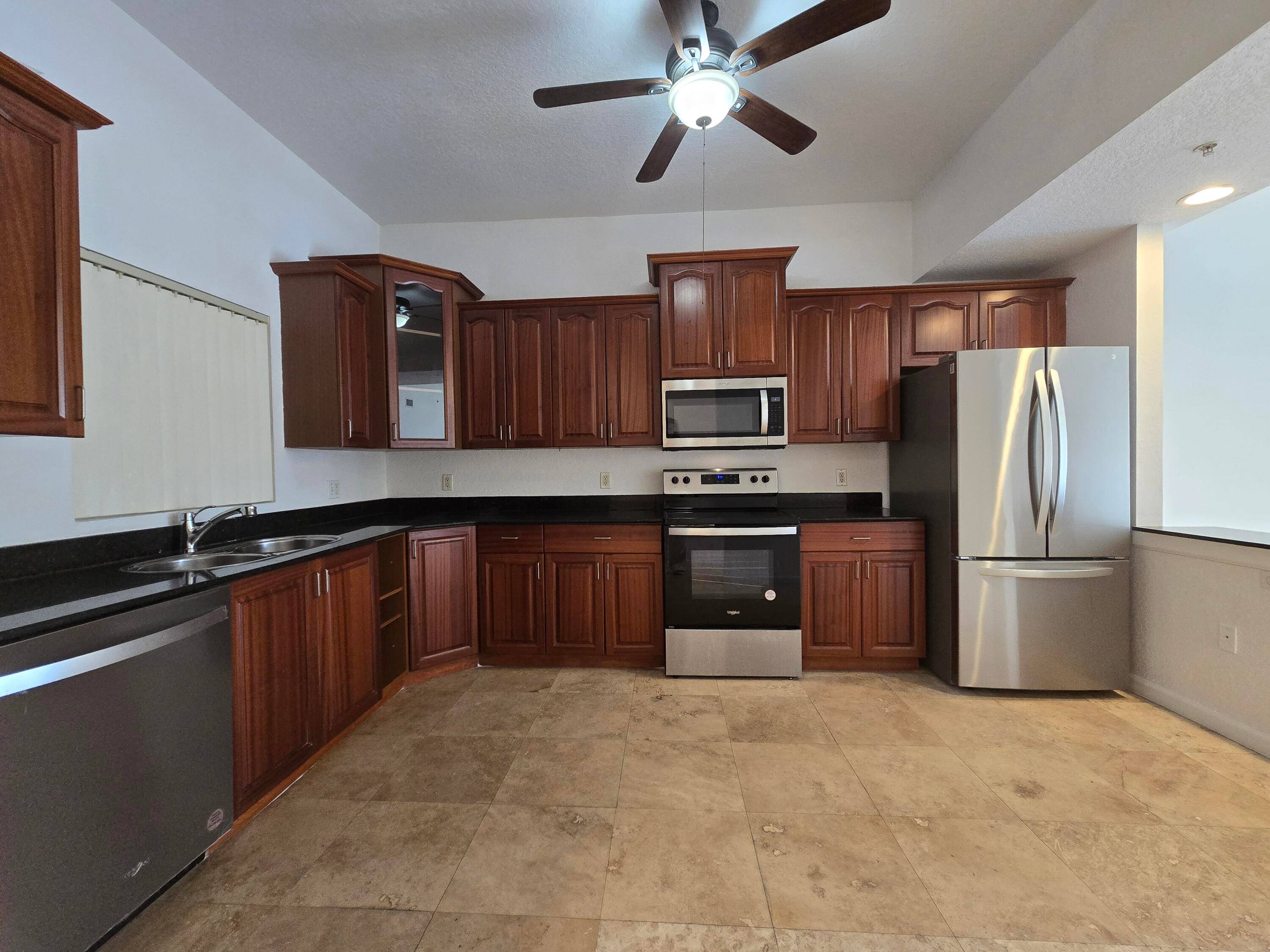 Luxury ground floor spacious 3 2 in resort style development in the heart of WPB !