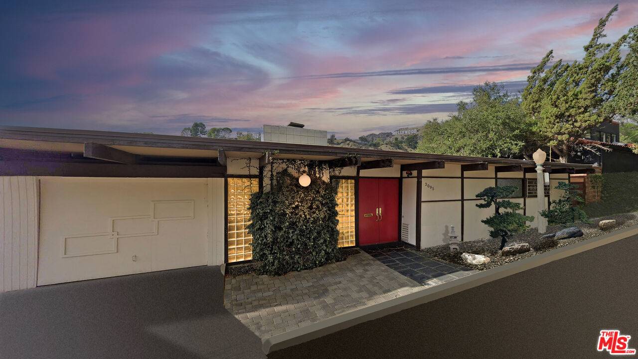 3095 Hollyridge Dr Hollywood Hills East LA