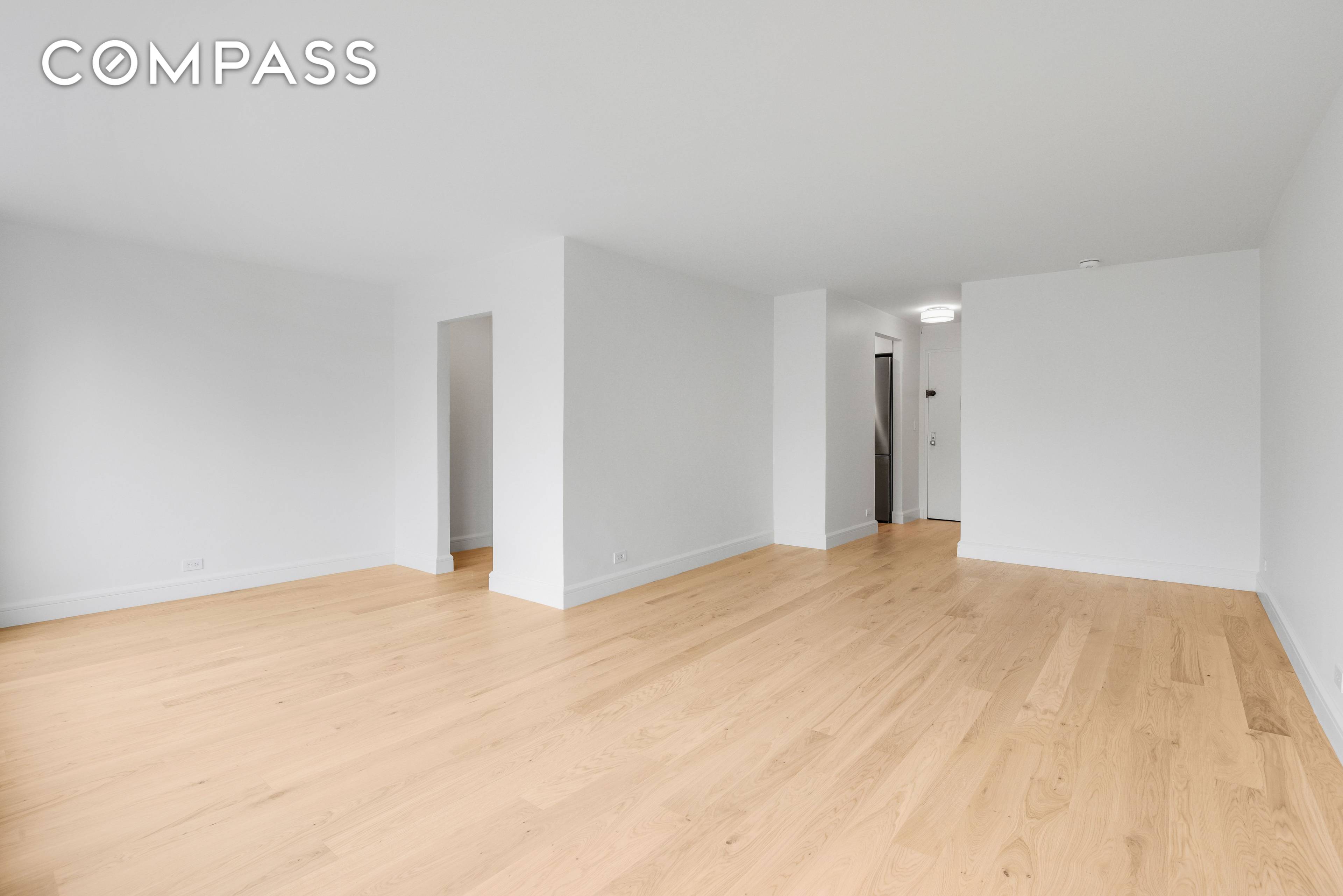 Sponsor Unit Newly Renovated Welcome to a beautifully reimagined residence on West End Avenue, Manhattan, in this exquisite sponsor unit.