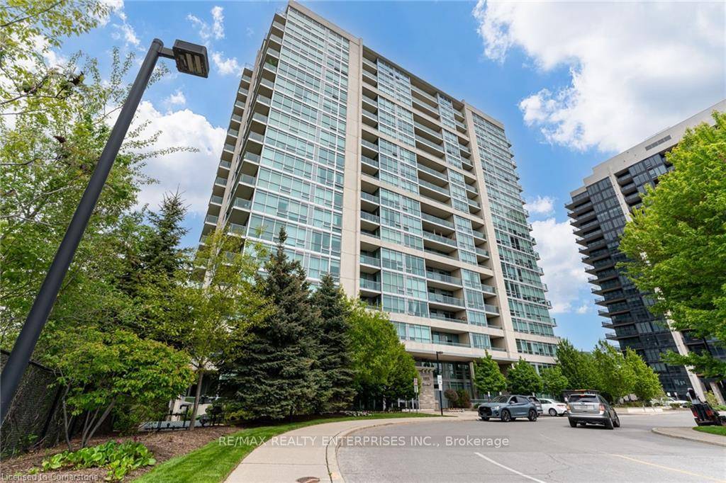 Top Floor Penthouse, 2 Bedrooms, 2 Full Baths And A Den.
