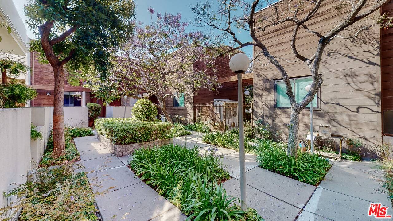 1314   17th St Santa Monica LA