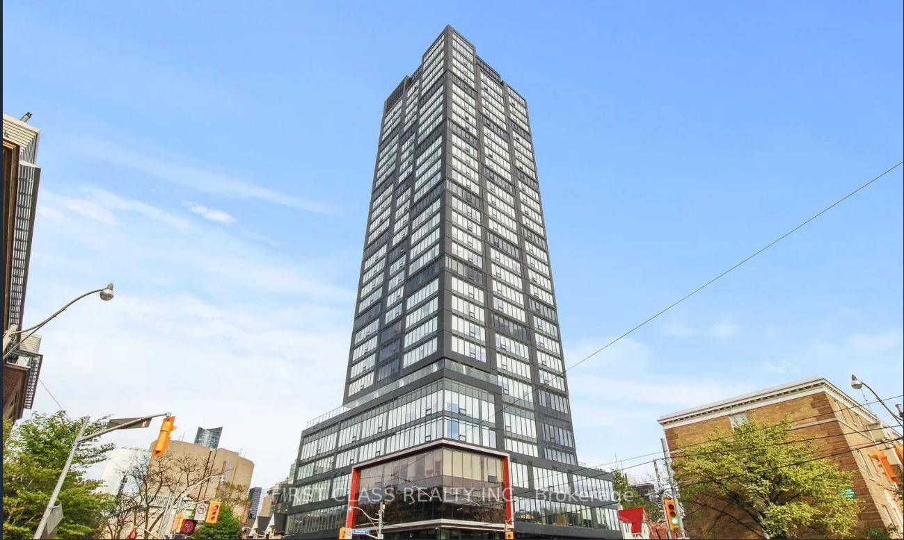 The Famous Theory Condo at Prime Location With Steps To University of Toronto, Queens Park, Subway Station, Shopping, Restaurants And Chinatown.