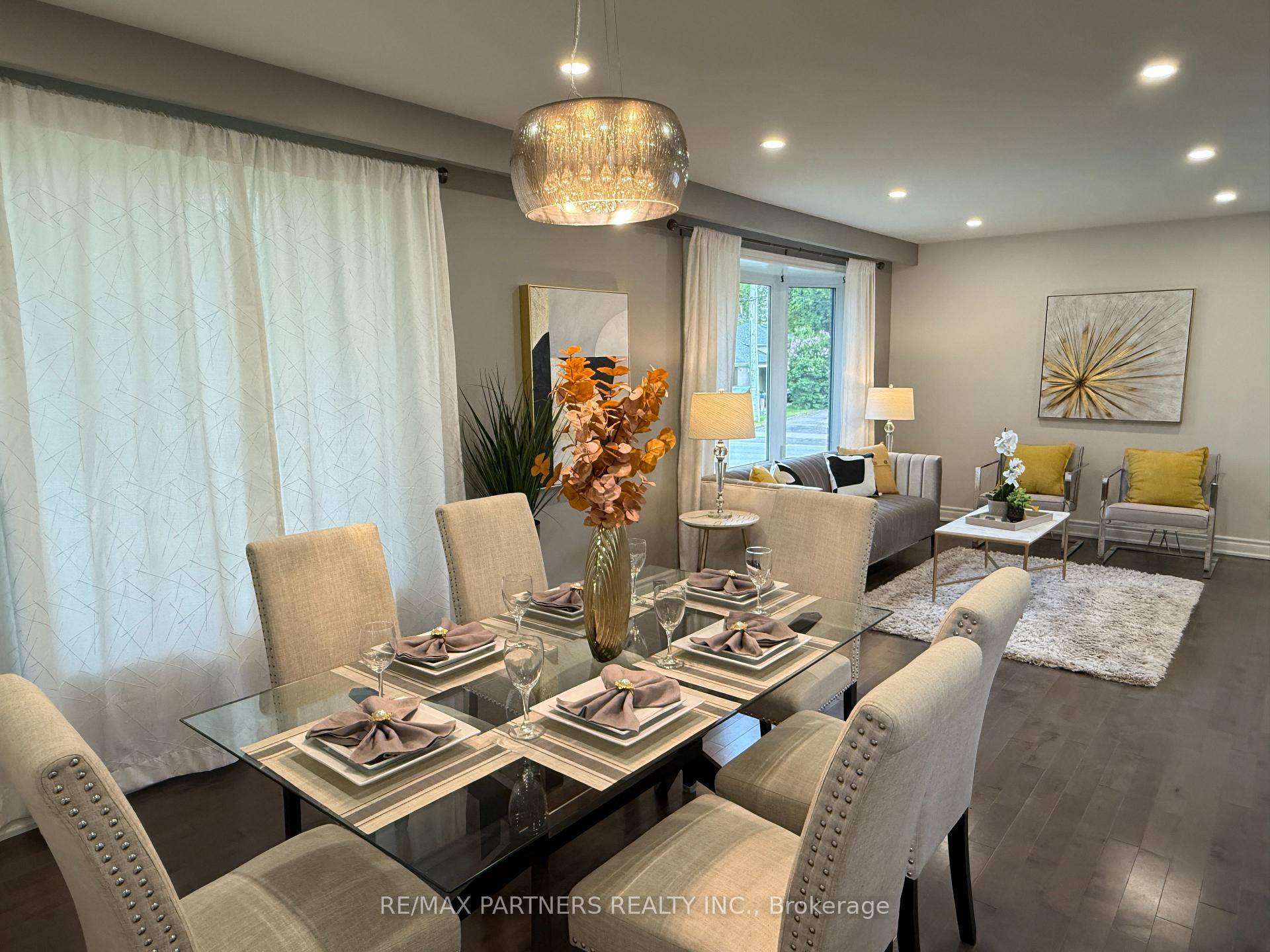 Bright and Large Corner Lot in high demand area Aurora Heights Community Yonge Wellington Beautifully Renovated Top To Bottom Modern Design Deep Lot Separate Entrance to Finished Basement with Kitchen ...