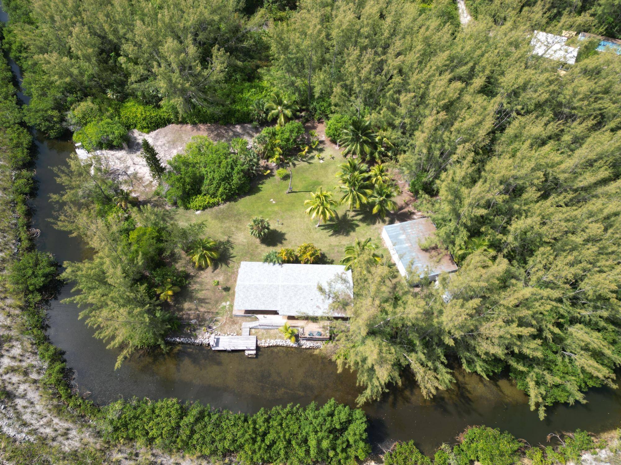54 RAIN TREE LANE Single Family Home Abaco