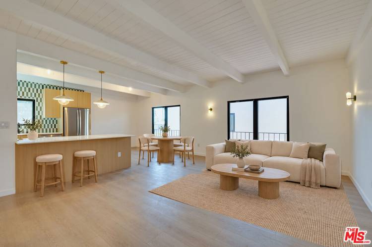 1223 Havenhurst Dr 3BR Hollywood Hills East La