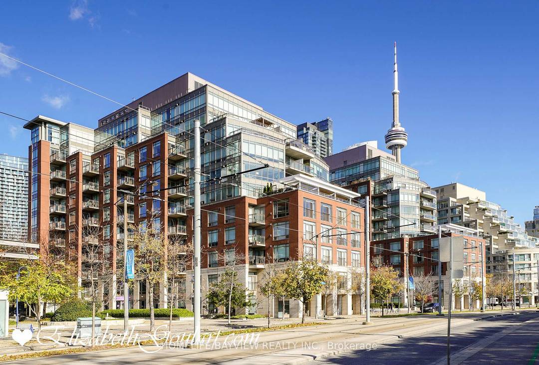 Fully Furnished, 2 bedroom, 2 bathroom unit offering approximately 1010 sq.