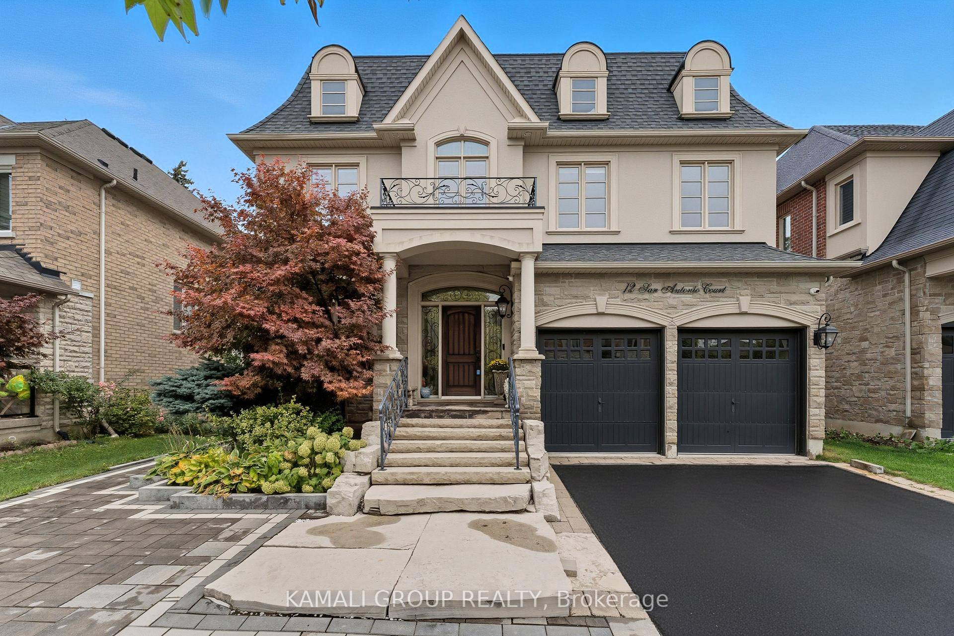 Rare Find ! ! 5, 253Sqft Living Space !