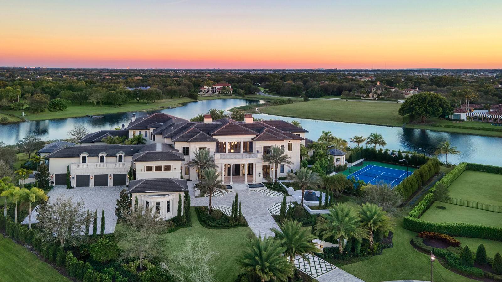 The Rockybrook Estate is an impeccable new contemporary masterpiece recognized as one of the finest properties in the United States.