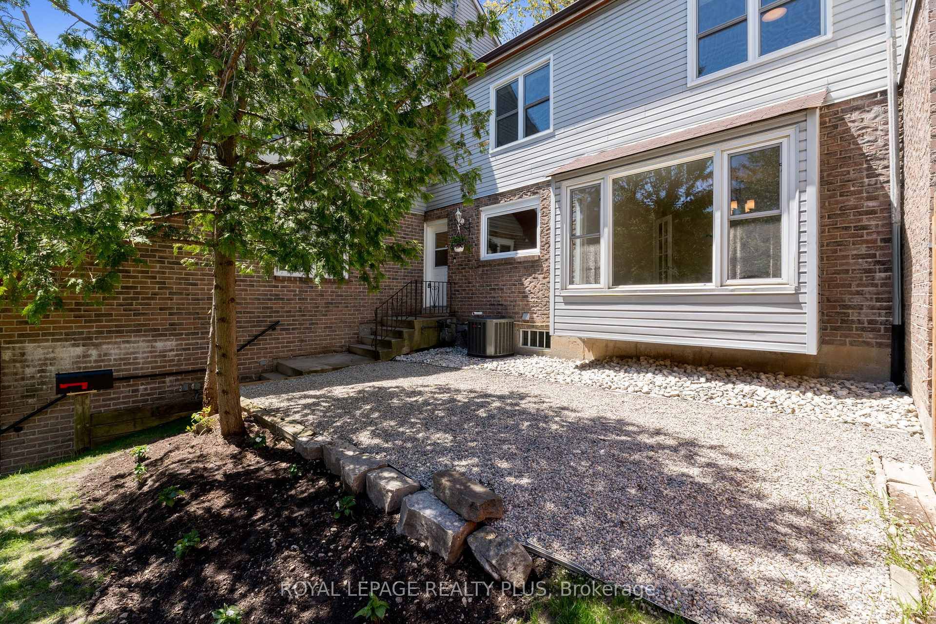 Renovated Bright almost 1800 sq ft AG 3 bdrm Freehold Townhouse.