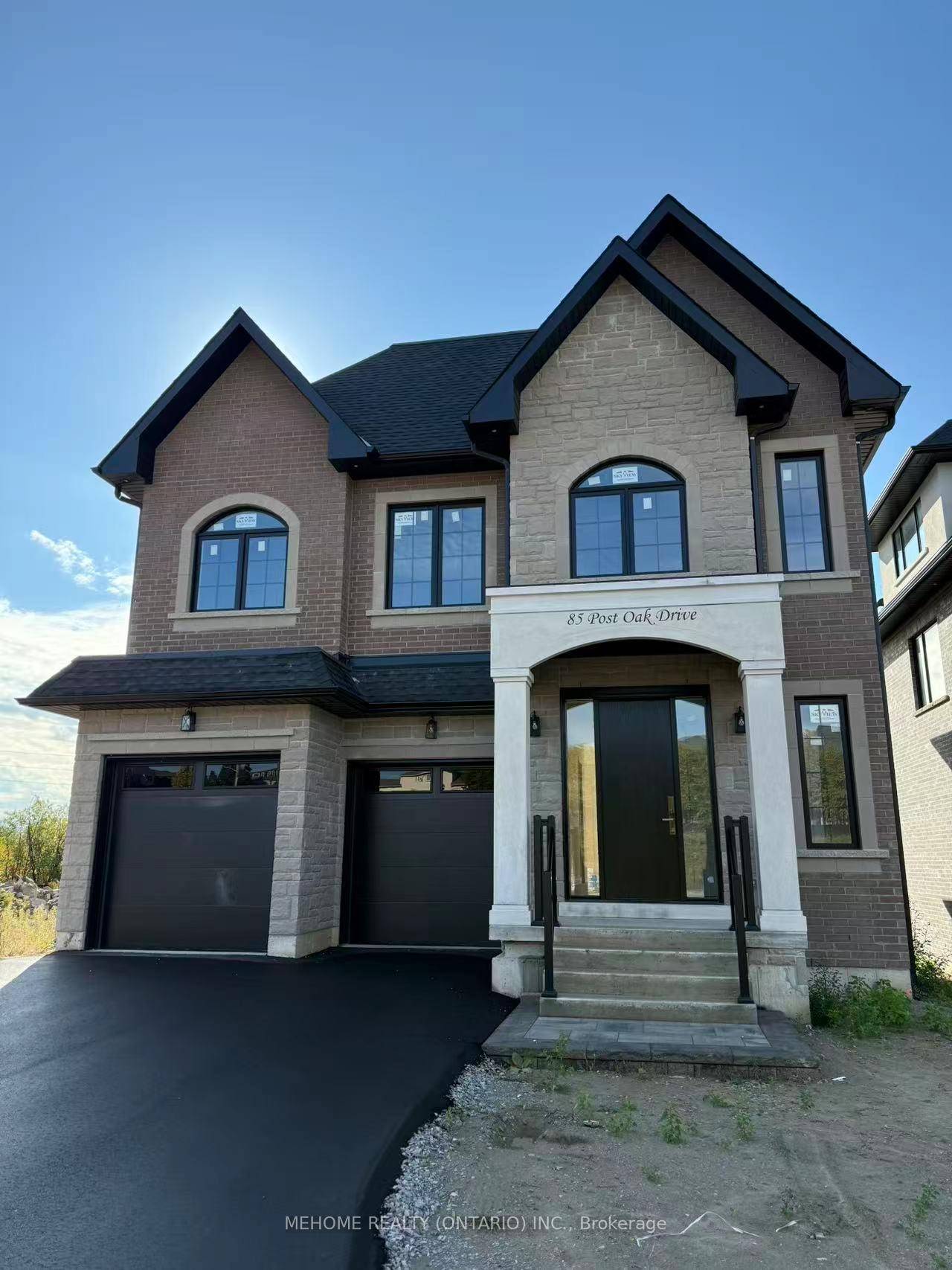 READY TO MOVING IN. Your dream home at Fortune Villa.