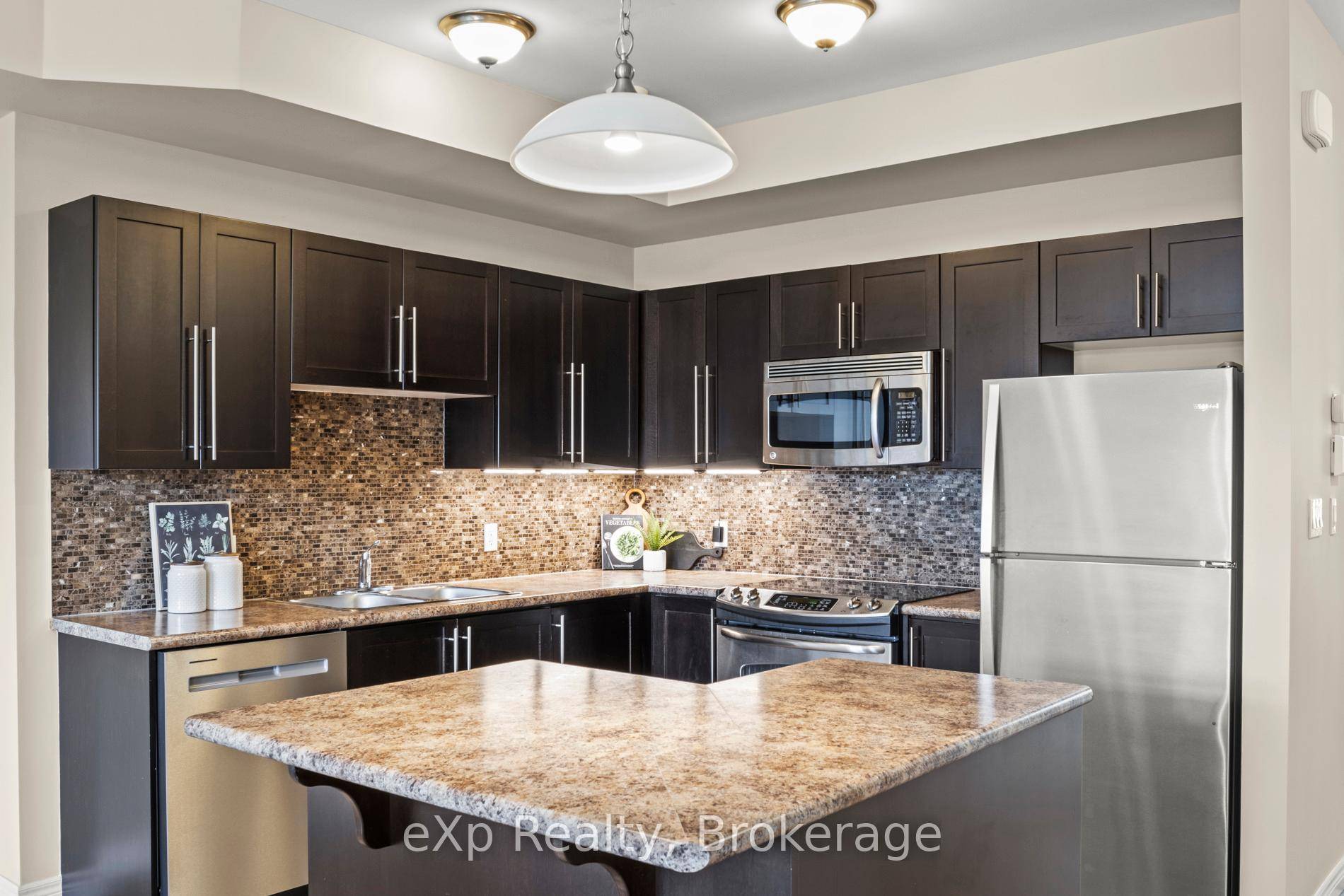 Located in the sought after Stewart Mill, this upgraded 3 bedroom, 2.