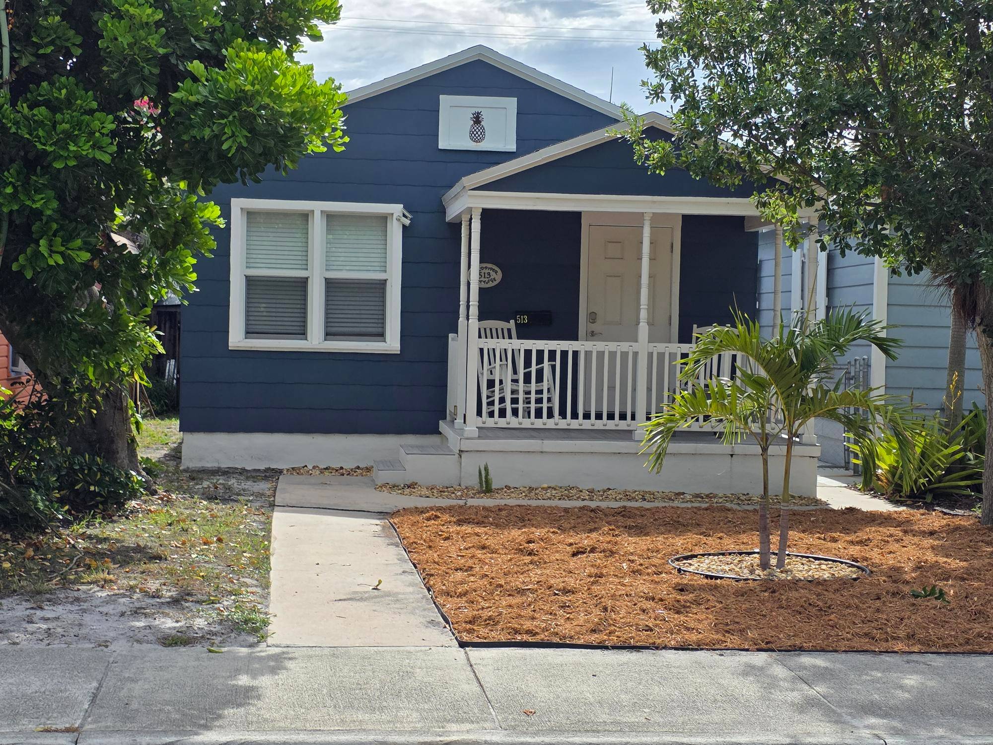 A charming 2 bedroom 1 bath Key West cottage beautifully situated, within walking distance, under 2 miles to our gorgeous sandy beaches, the iconic Bennys on the Beach, our oceafront ...