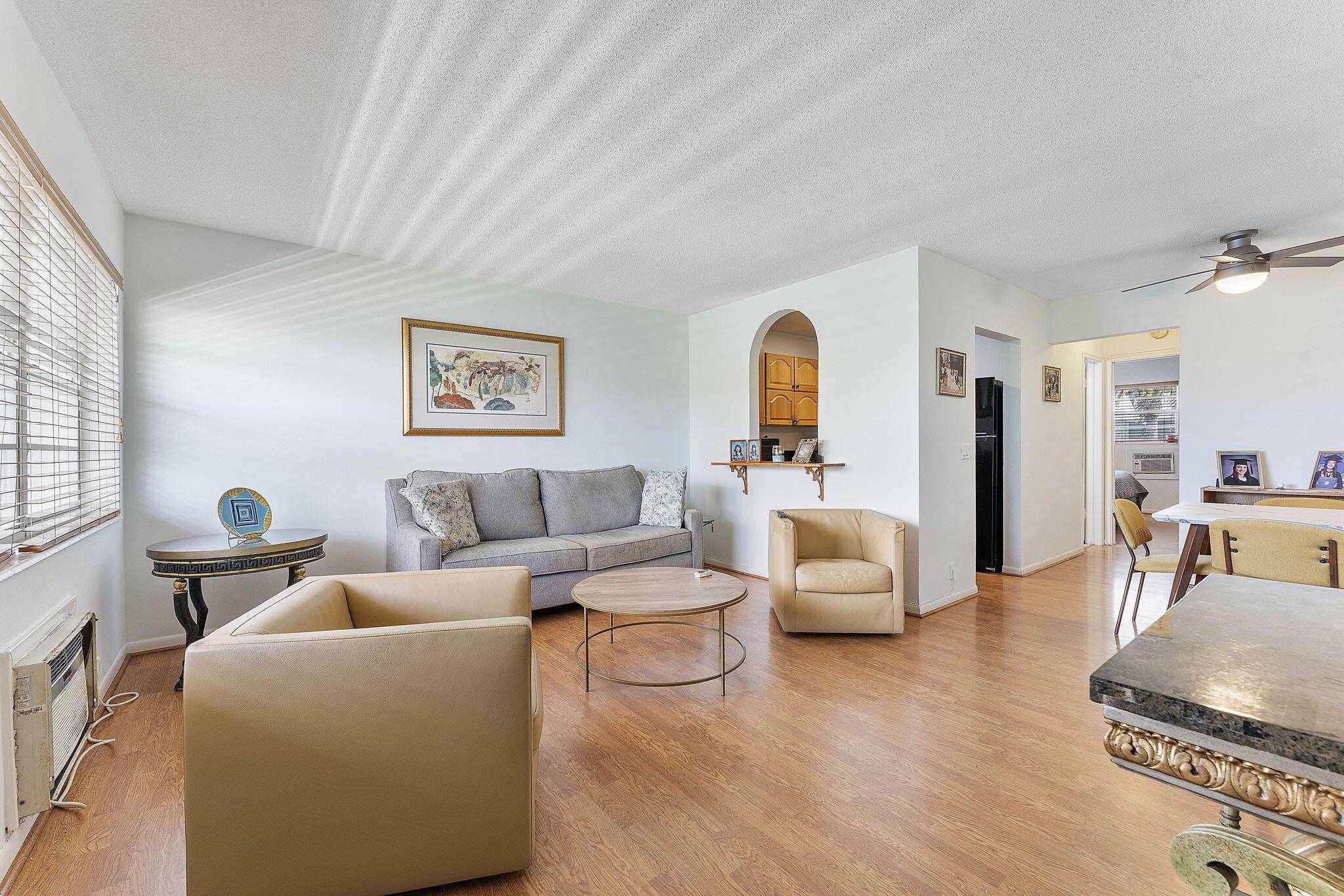 Welcome to your perfect coastal retreat !