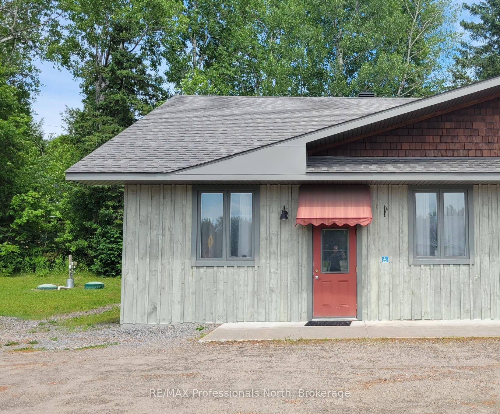 Discover the perfect blend of lifestyle and opportunity with Unit C at 60 Ontario Street a versatile residential commercial space in a prime location.