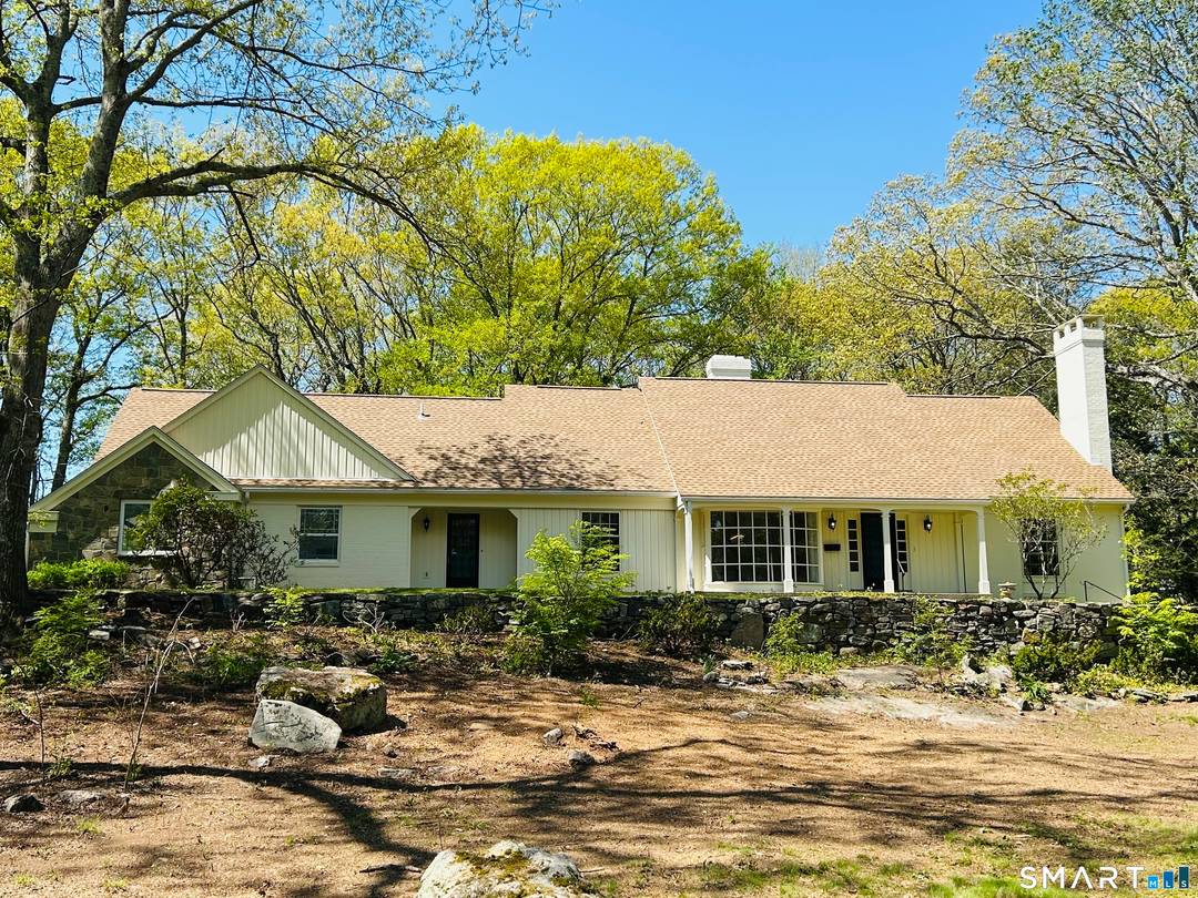 Beautifully renovated four bedroom, five full bathroom home close to everything Guilford has to offer.