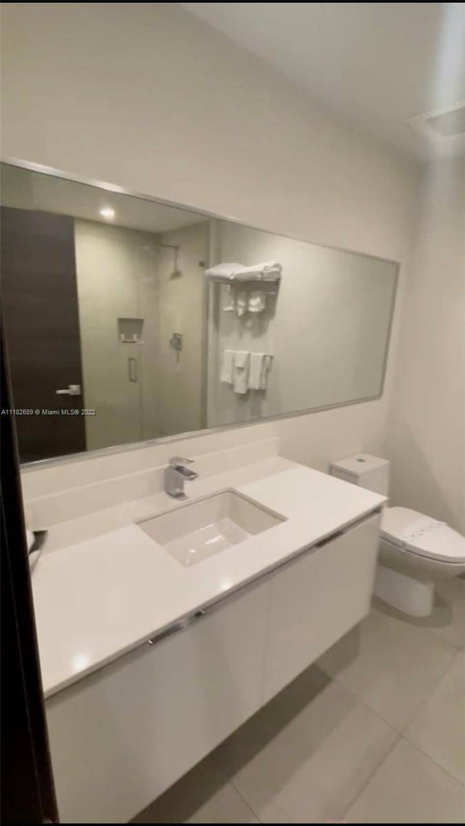 COSTA HOLLYWOOD Luxury studio with balcony, just steps to sand, and broad walk come to enjoy it, coffee shop, rooftop bar, and much more great for second home and get ...