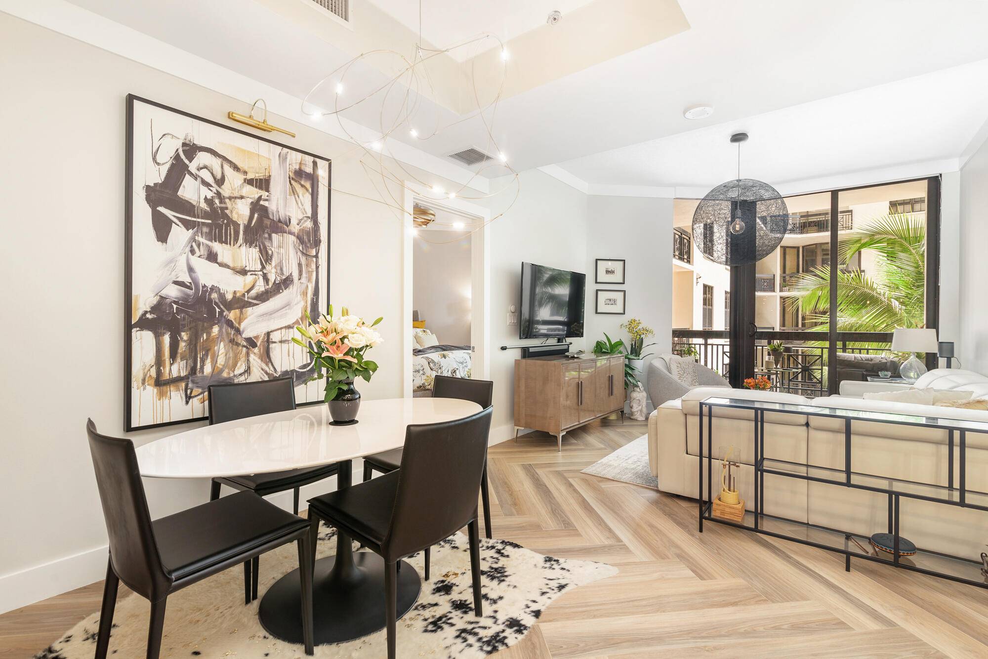 Welcome to your private oasis in the heart of CityPlace, West Palm Beach within the impeccably managed One City Plaza.