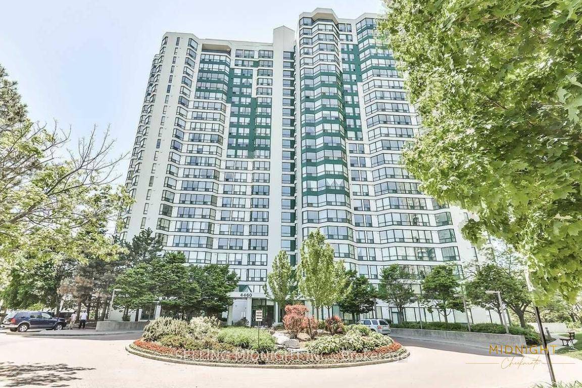 Welcome to 4460 Tucana Court a beautifully maintained, owner occupied suite offering approx.