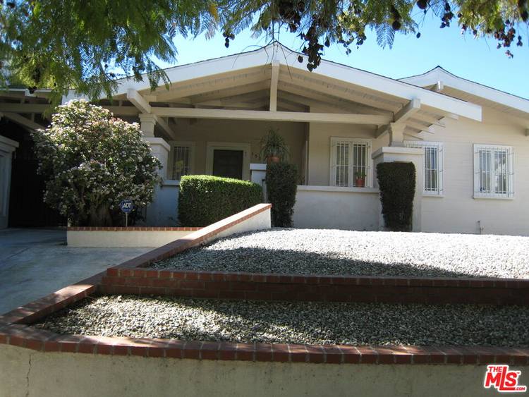 153  S Gramercy Pl 4BR Mid Wilshire La