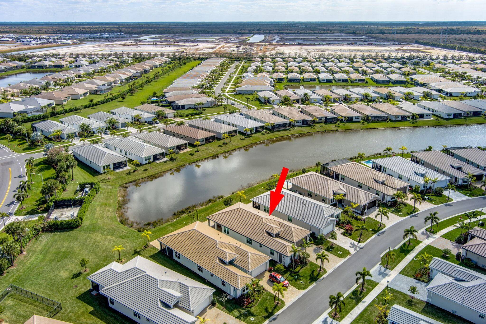 Welcomo to Valencia Grove and experience contemporary elegance with the Bimini model !
