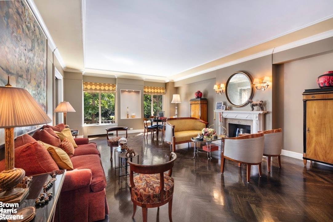 A kitchen on The Park ! Dramatic and grand, this approximately 3000 square foot, corner home at the stunning Majestic has its kitchen overlooking Central Park.