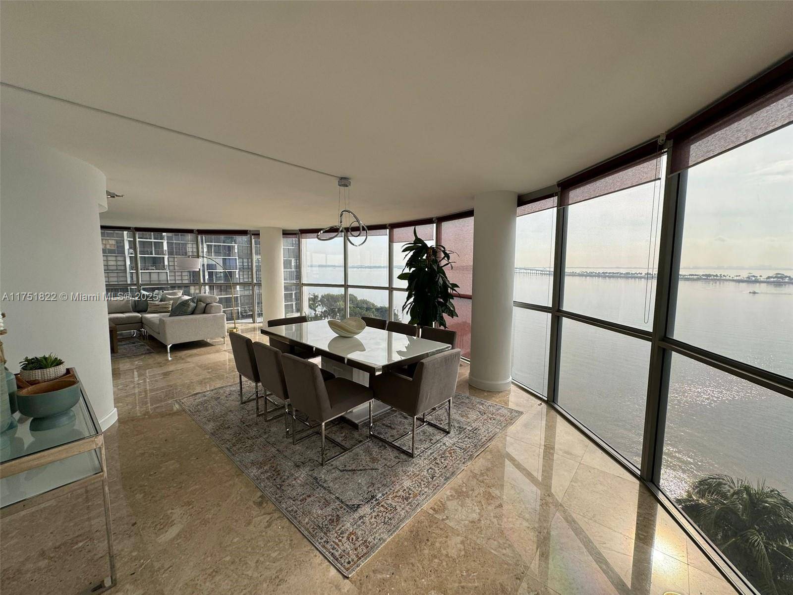 Discover elevated living at its finest in this luxurious 3 bedroom, 3 bathroom residence at the highly sought after Atlantis on Brickell, located in the heart of Miami s vibrant ...