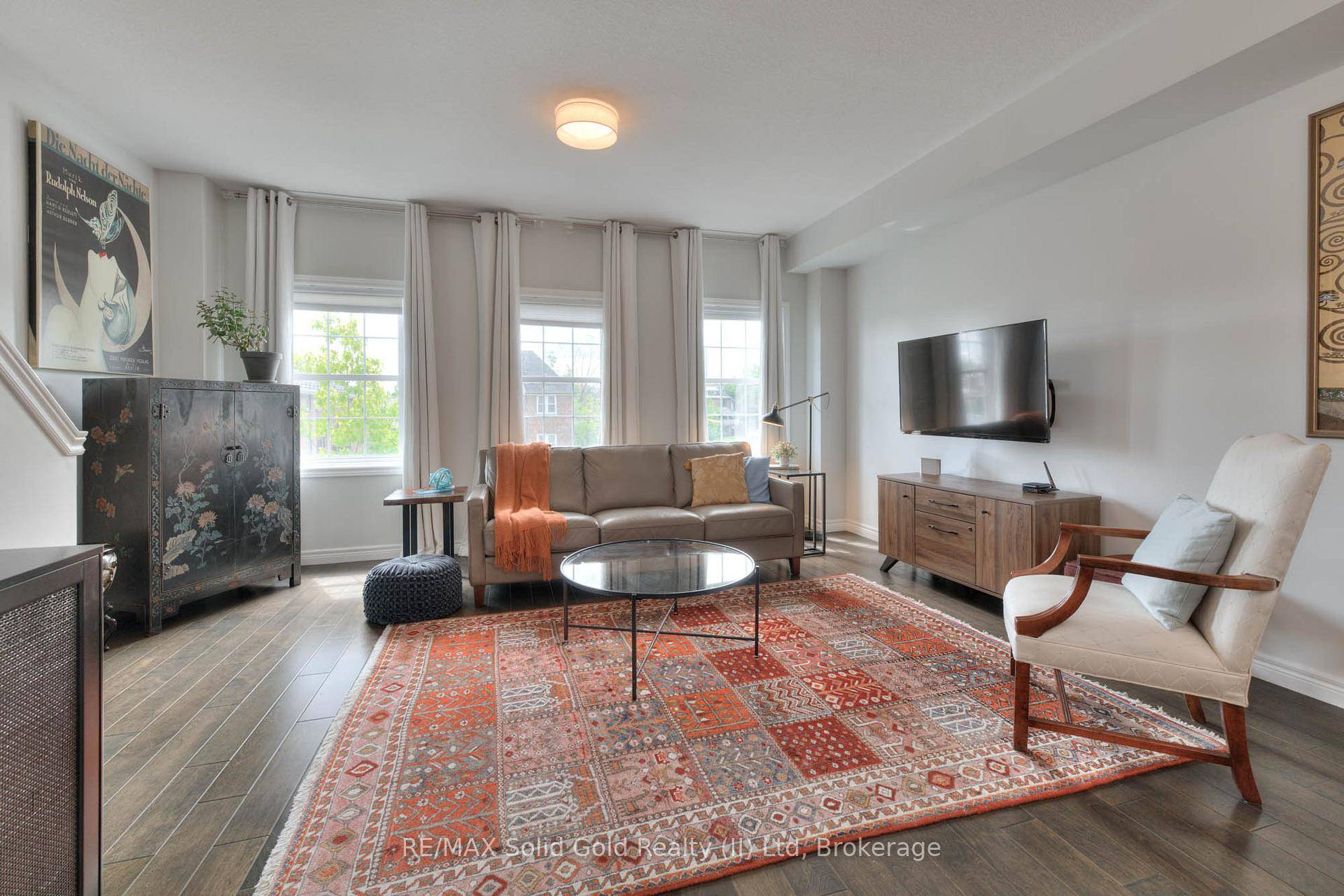 Freedom towns at Victoria Commonswhere you can embrace easy urban living with no maintenance fees.