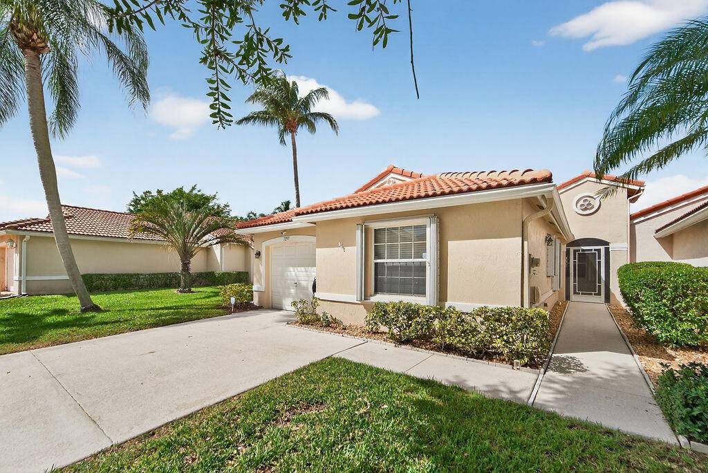 Beautifully upgraded home in the desirable neighborhood of Lake Charleston !