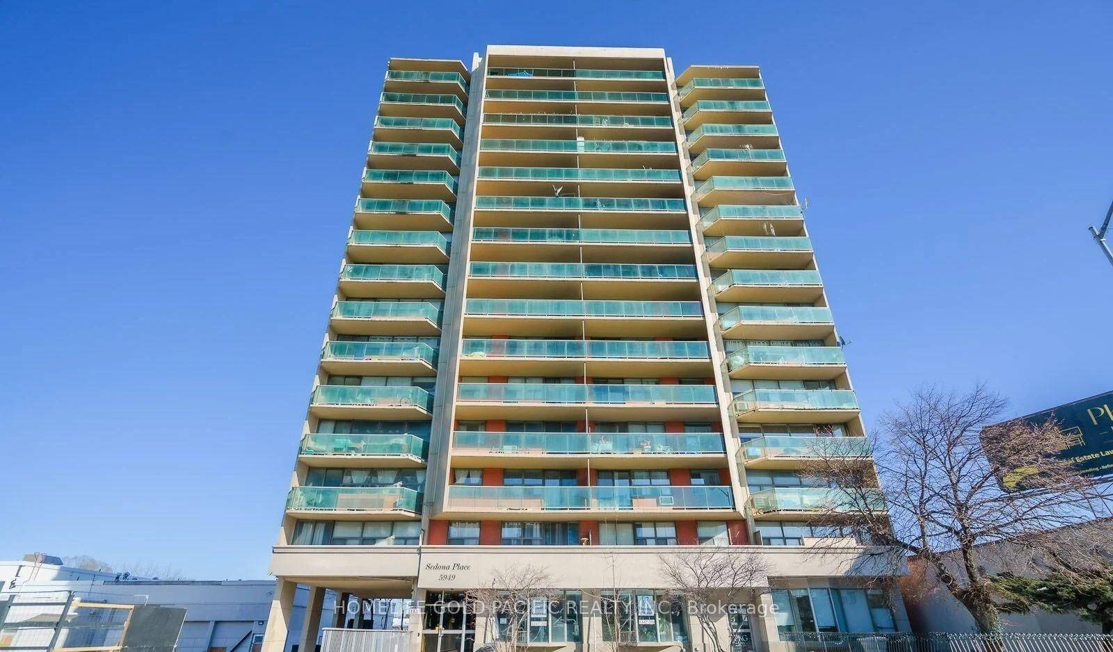 This spacious 1 bedroom condo at SEDONA PLACE is located in prime North York Yonge Cummer area, Functional layout with 650 Sq Ft 153 balcony with 803 Sq Ft in ...