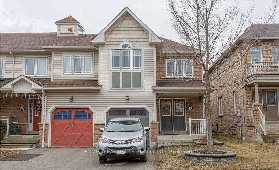 Stunning South Ajax End Unit Freehold Attached Town !