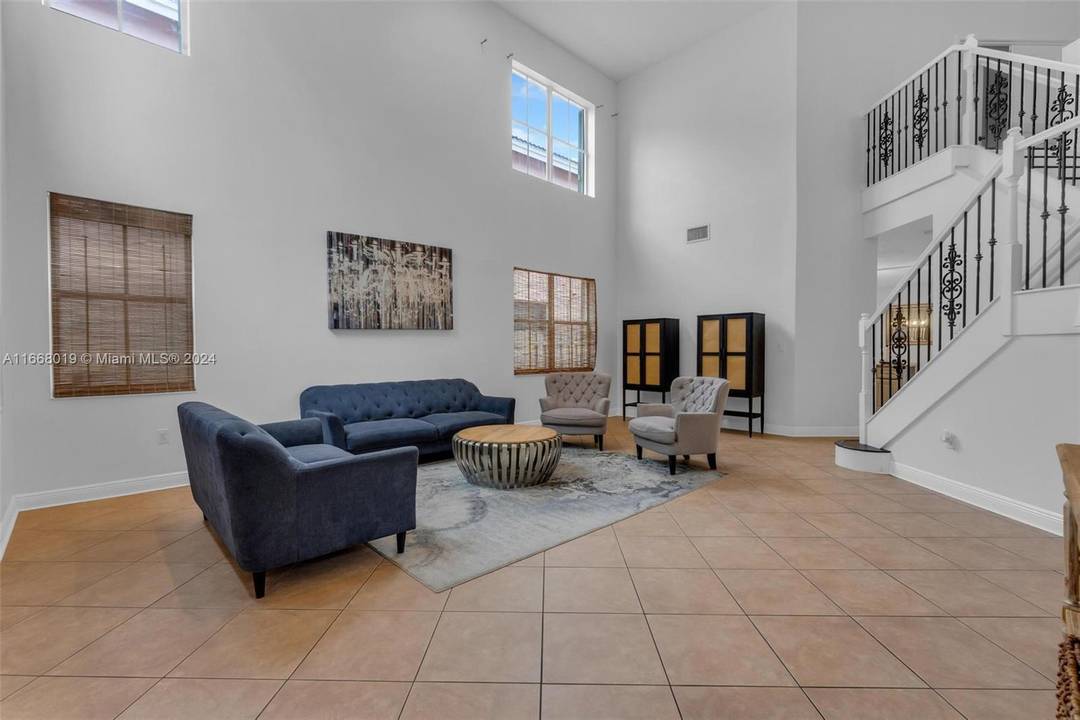 Motivated Seller ! ! Welcome to this Beautiful 4 Bedroom, 3 Bath home !