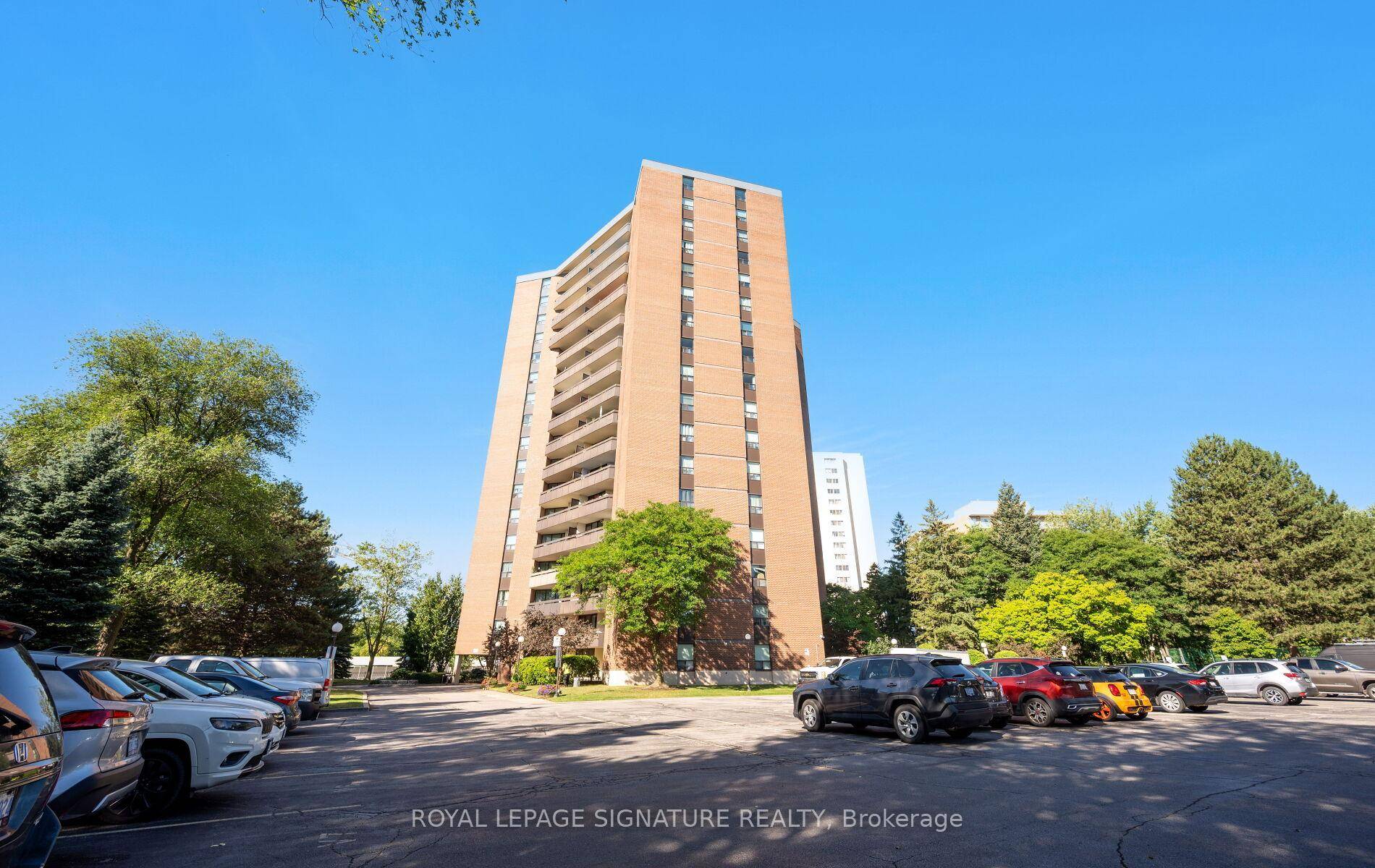 Spacious one bedroom condo for rent in prime central Etobicoke.
