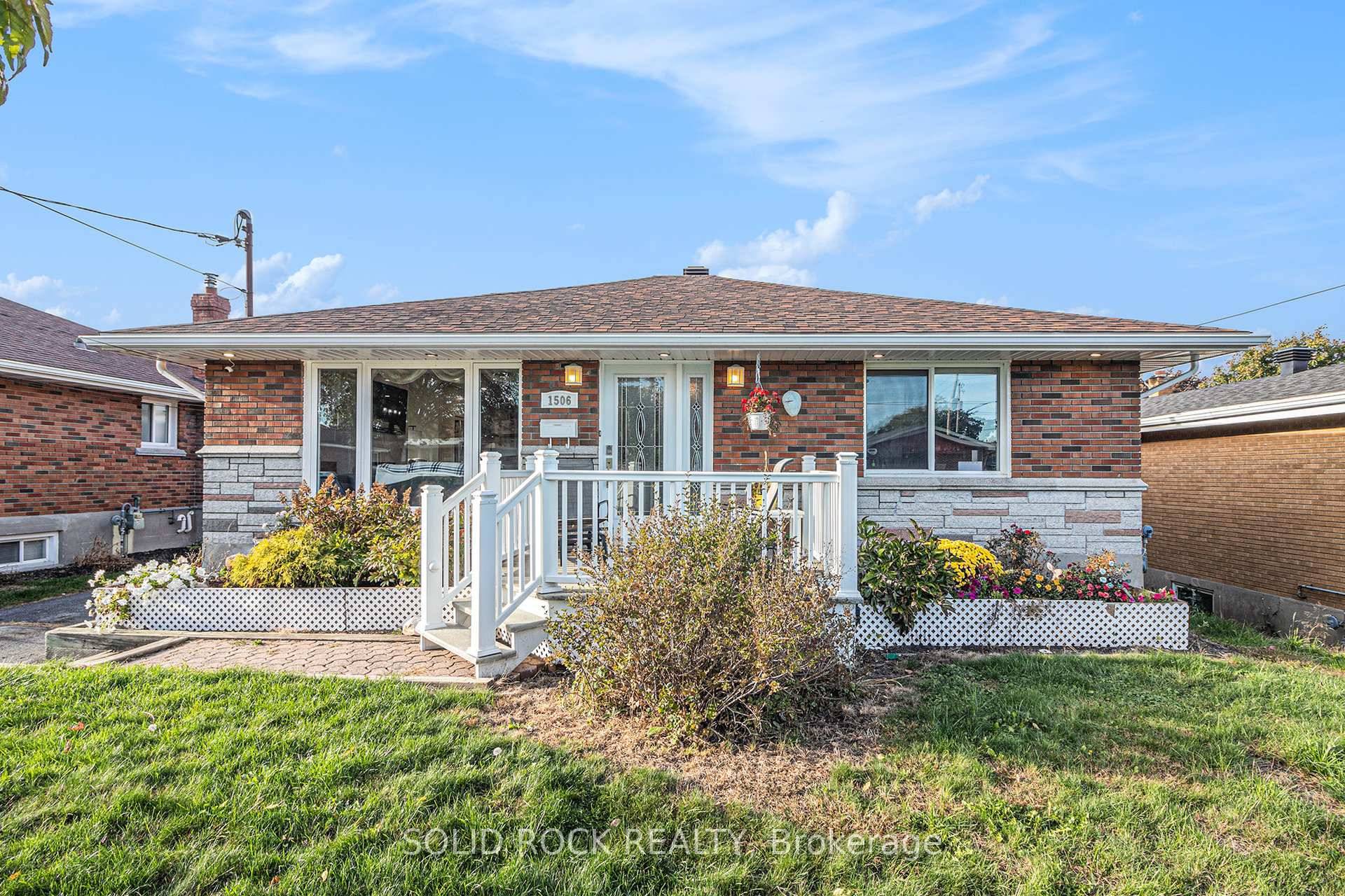 Beautifully Renovated 4 Bedroom Brick Bungalow in a Quiet Residential Neighbourhood.