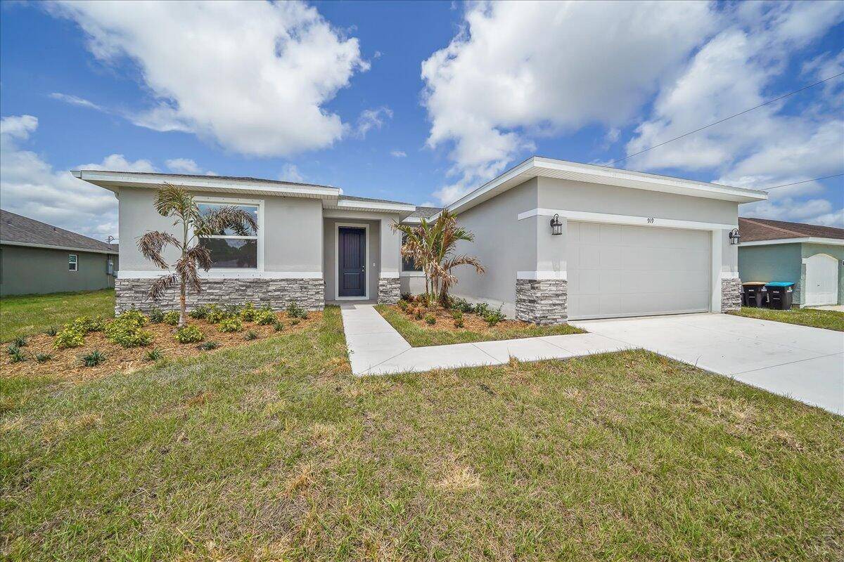 This popular Bayside model is loaded with upgrades and ready to close in April.