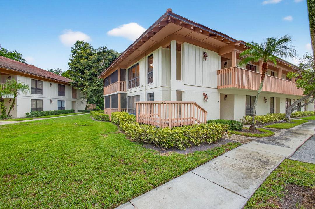 Your seasonal getaway awaits !