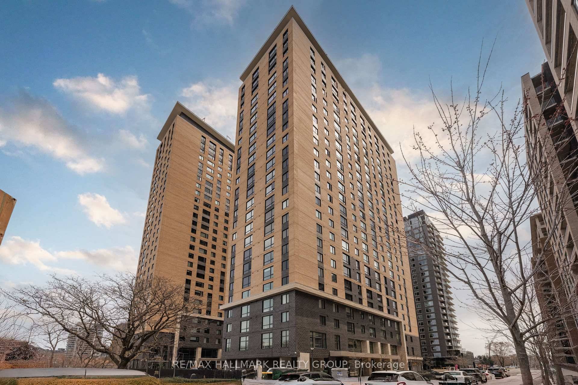 This fully furnished modern suite is perfect for students, young professionals, or small families seeking a turnkey lifestyle.