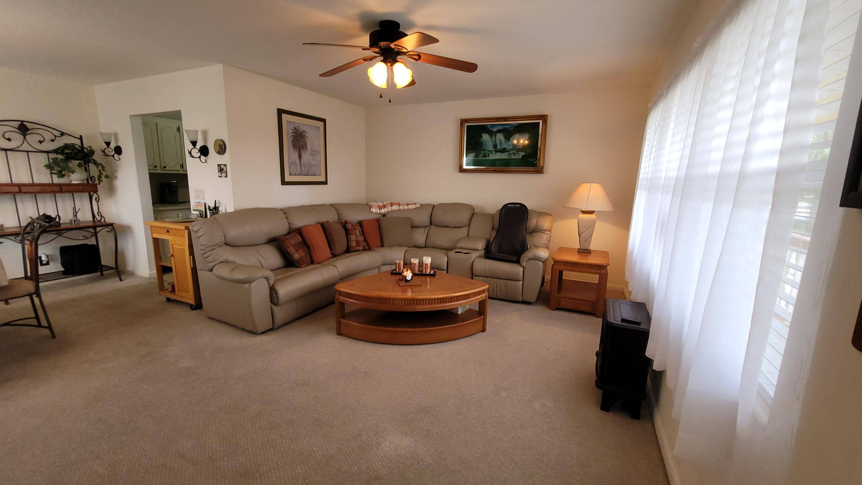 Welcome to the paradise of South Florida, resort style social living at its absolute best.