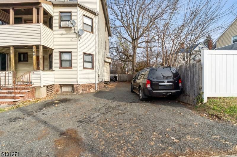 Don't miss this prime investment opportunity !